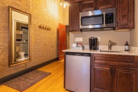 West Dundee Hip Urban Loft-Small Town Charm-124 Lofts #2 מראה חיצוני תמונה